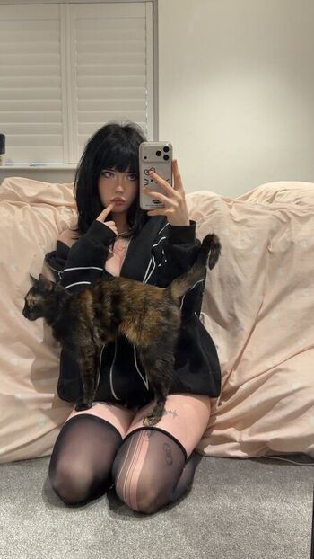 Full leaked Katiewynnz private photo