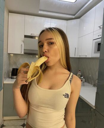 Full leaked Katjaa private onlyfans photo