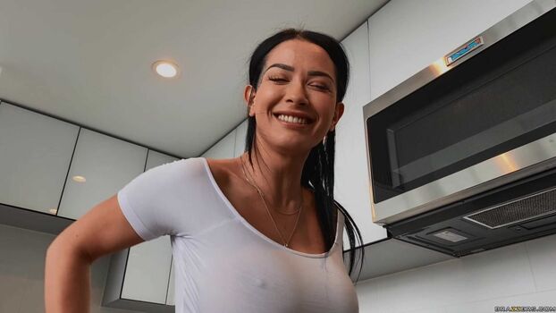 Katrina Jade