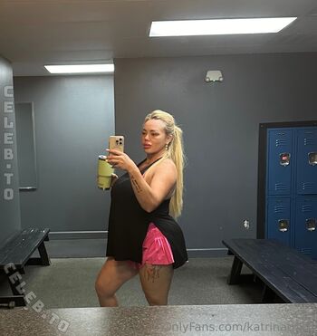 Full leaked Katrina thicc page private onlyfans photo