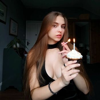 Full leaked Katuhamelnyk private photo