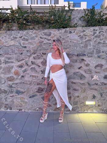 Full leaked Katy lou private onlyfans photo