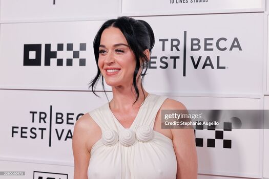 Full leaked Katy perry private photo