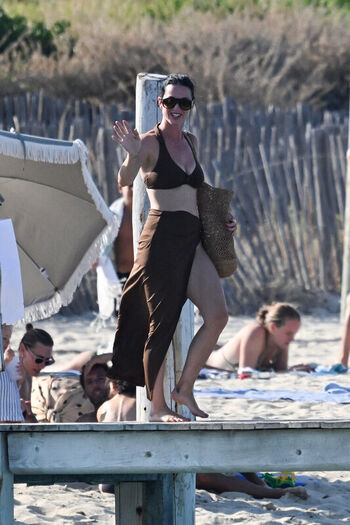 Full leaked Katy perry private photo