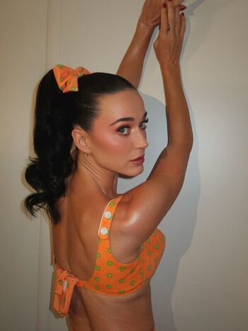 Full leaked Katy perry private photo