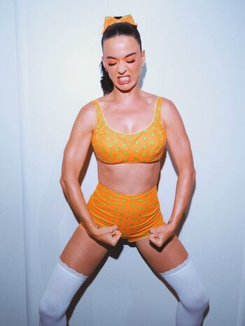 Full leaked Katy perry private photo