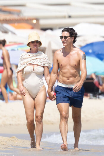 Full leaked Katy perry page private photo