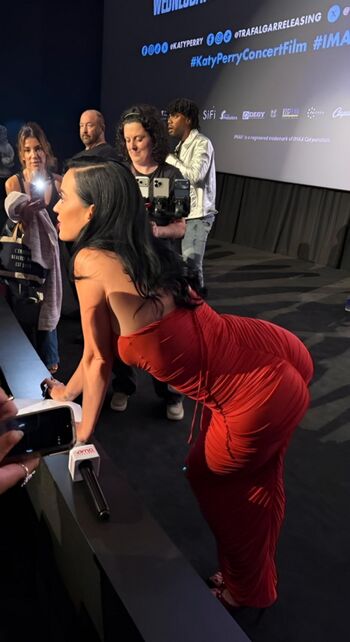 Full leaked Katy perry page private photo