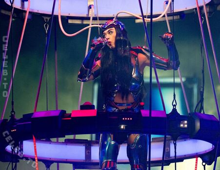 Full leaked Katy perry private photo