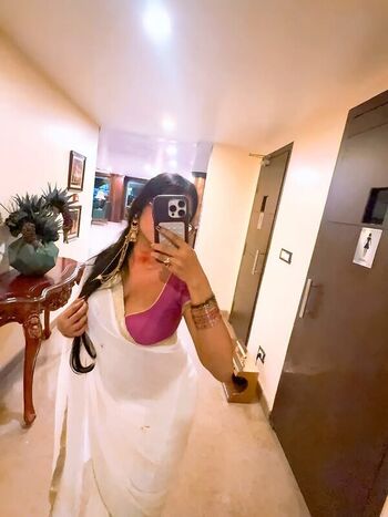 Full leaked Kaulini private photo