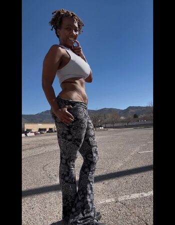 Kawtiouslivinlifeoutloud