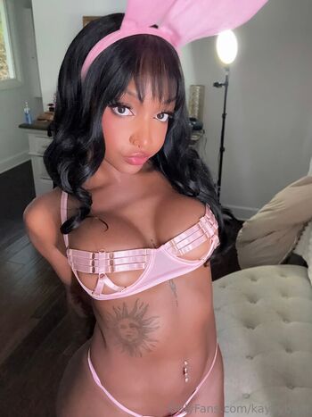 Full leaked Kay bear private photo