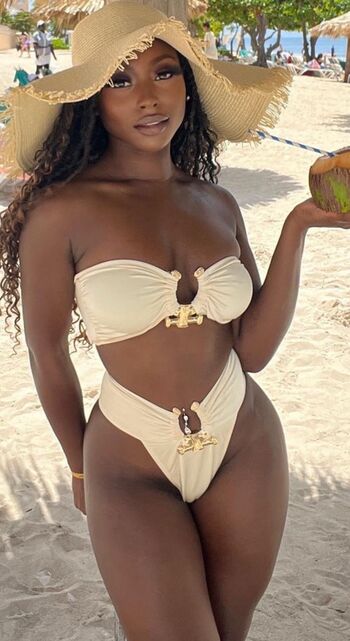 Full leaked Kay kay gray private onlyfans photo