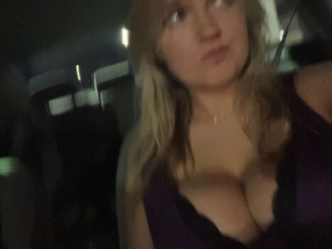 Full leaked Kaykayslog private photo