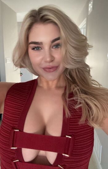 Full leaked Kayla mcgrayne private onlyfans photo
