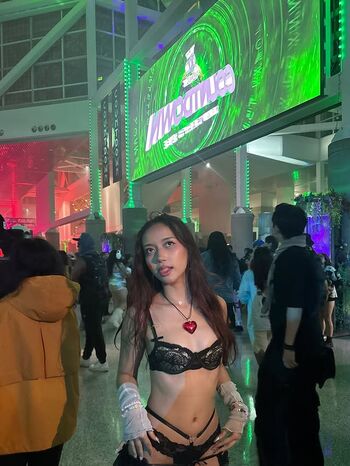 Full leaked Kayla vy  page private onlyfans photo