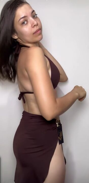 Full leaked Kaylaasantos private photo