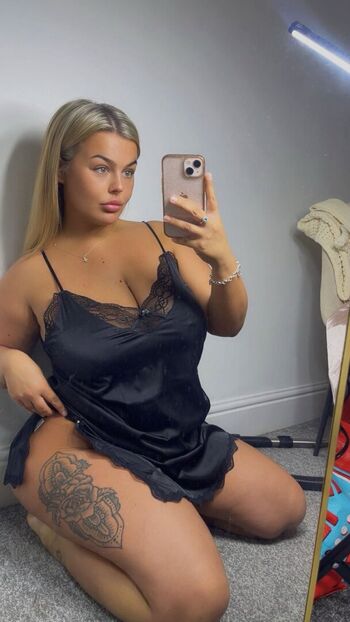 Full leaked Kaylanne private onlyfans photo