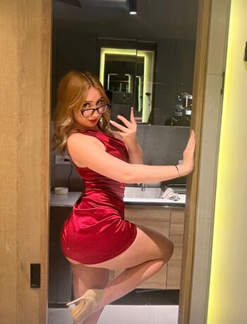 Full leaked Kaylazz private photo