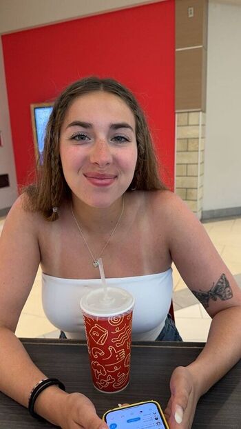 Full leaked Kaylee q private photo
