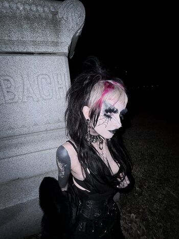 Full leaked Kayleigh kadaverous private onlyfans photo