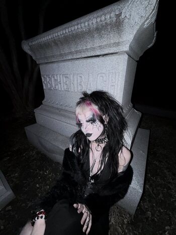 Full leaked Kayleigh kadaverous private onlyfans photo