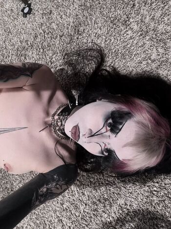 Full leaked Kayleigh kadaverous private onlyfans photo