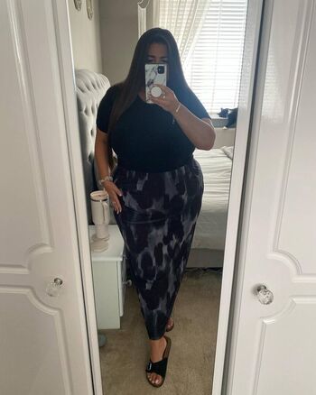 Full leaked Kayleigh skin private photo