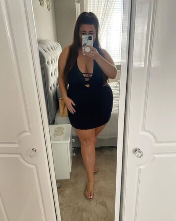 Full leaked Kayleigh skin private photo