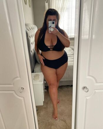 Full leaked Kayleigh skin private photo