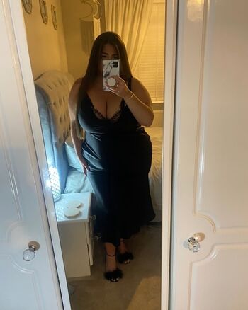 Full leaked Kayleigh skin private photo