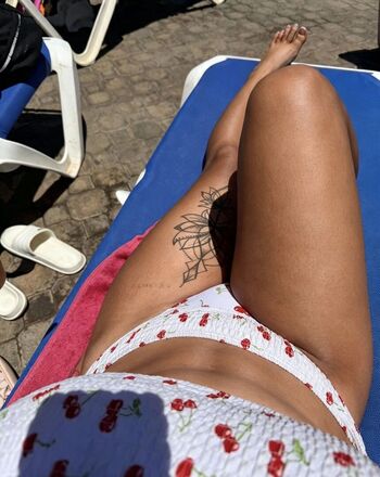 Full leaked Kayleighdeane private photo