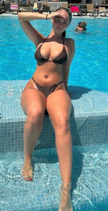 Full leaked Kayley langridge private onlyfans photo