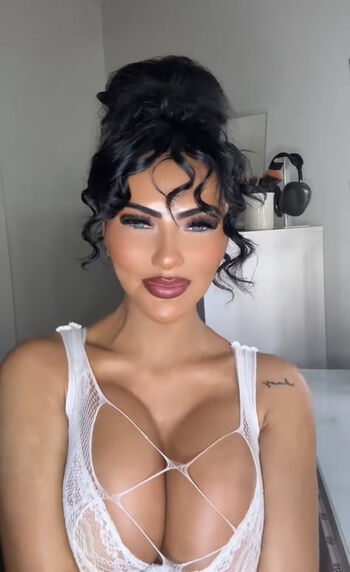 Full leaked Kayleyb private onlyfans photo