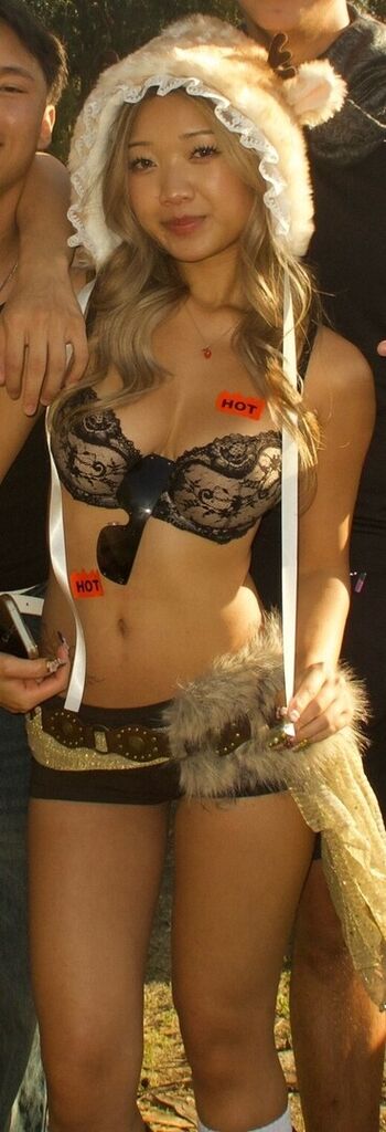 Full leaked Kayliavang private photo