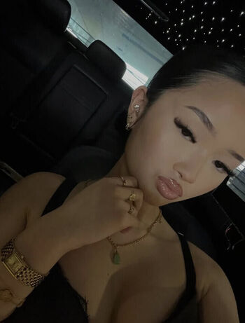 Full leaked Kaylieee w private onlyfans photo