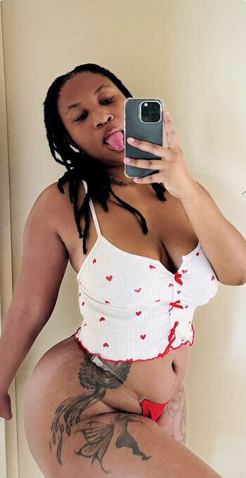 Full leaked Kaymolic private onlyfans photo