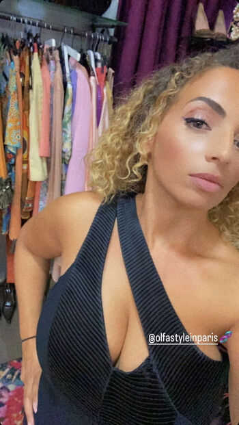 Full leaked Kayna samet private photo
