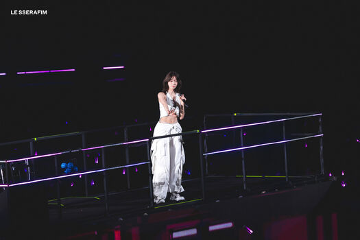 Kazuha Nakamura 中村 一葉