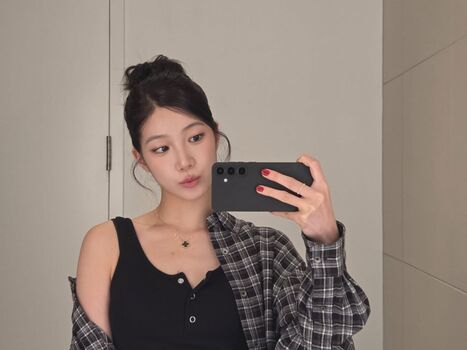 Full leaked Kazuha nakamura lesserafim page private onlyfans photo