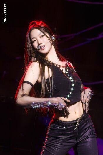 Full leaked Kazuha nakamura lesserafim page private onlyfans photo