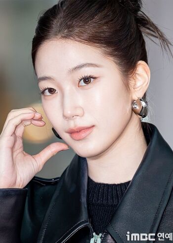 Full leaked Kazuha nakamura lesserafim page private onlyfans photo