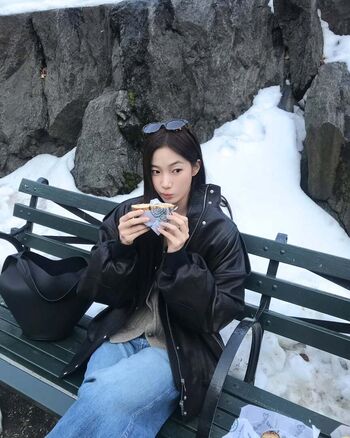 Kazuha Nakamura 中村 一葉 | LESSERAFIM