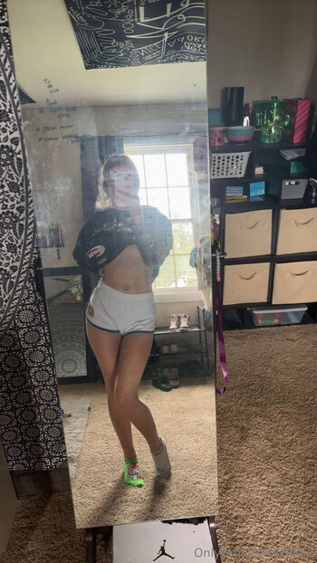 Full leaked Kbaby private photo