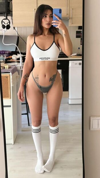 Full leaked Kbraamlbel private onlyfans photo