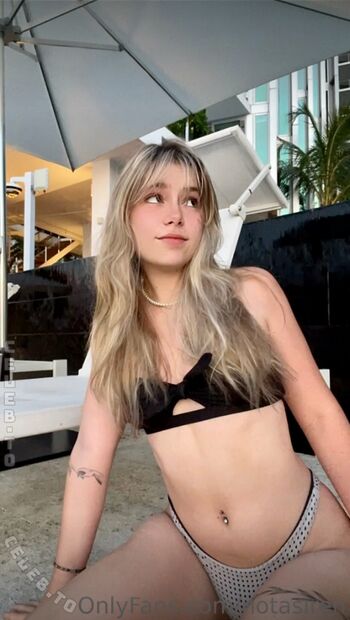 Full leaked Keawave page private onlyfans photo