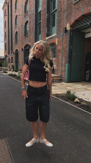 Full leaked Keely hodgkinson private photo