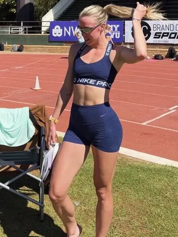 Full leaked Keely hodgkinson private photo