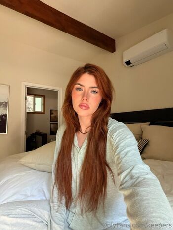 Full leaked Keep chambers private photo