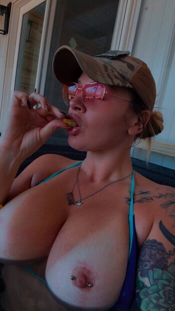 Full leaked Kelcie reynolds srcmamak private onlyfans photo